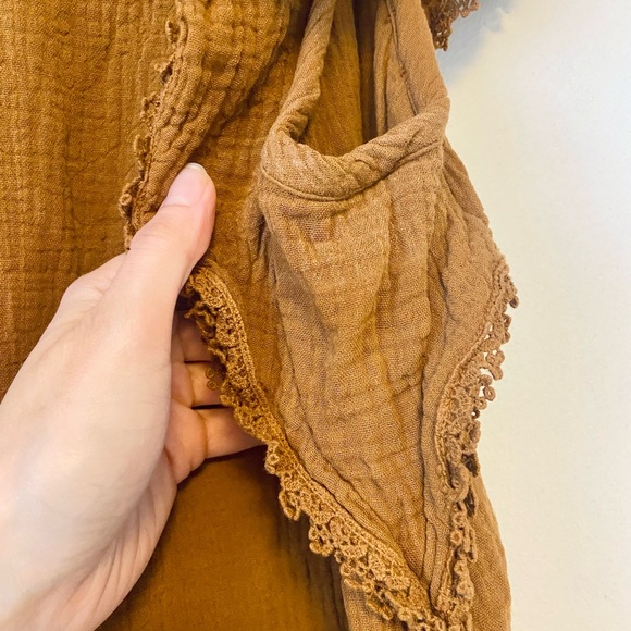 Sézane Ester Blouse in Coffee - Picture 9 of 11